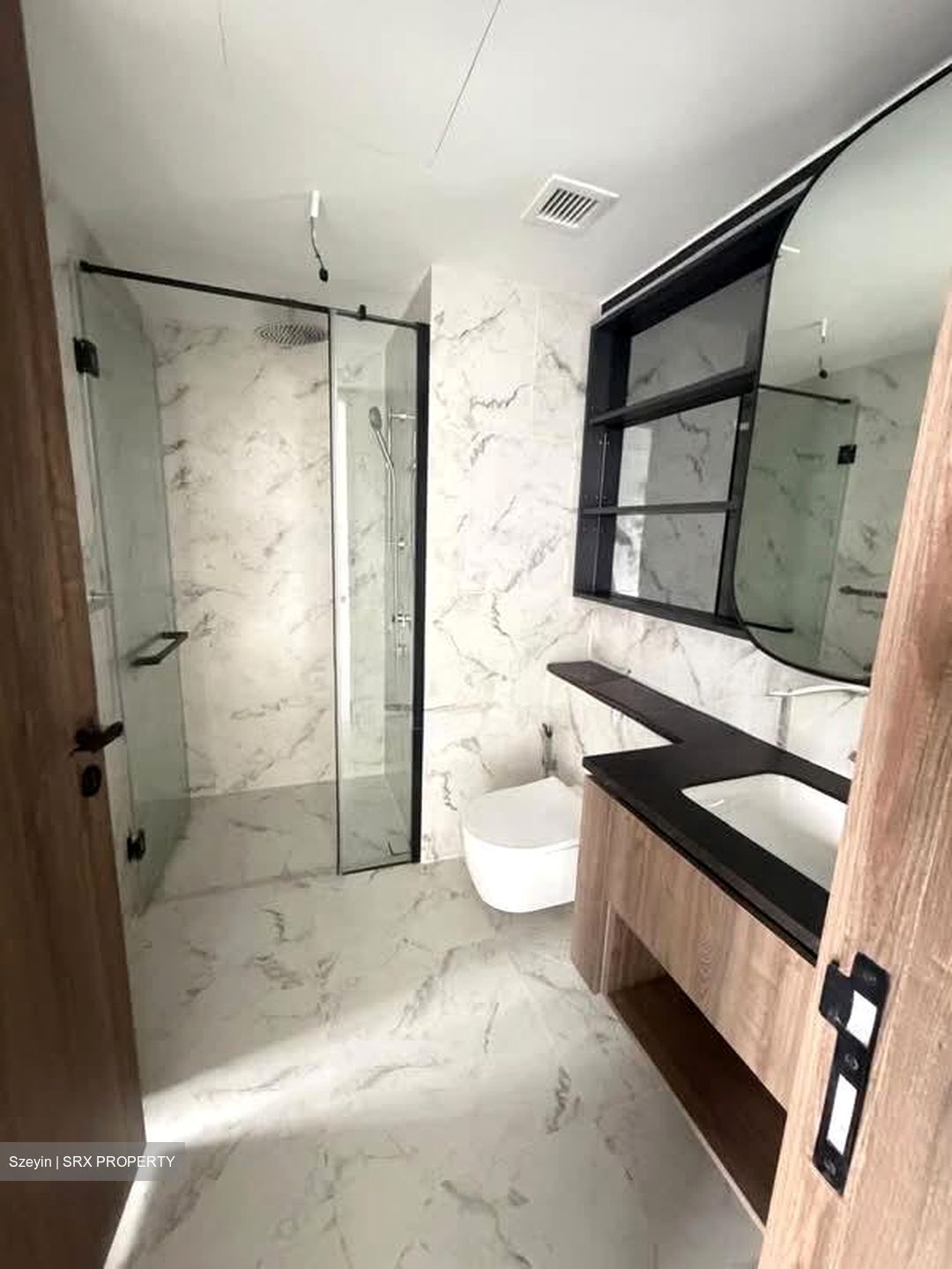 Tanah Merah Kechil Link (D16), Condominium #552716621